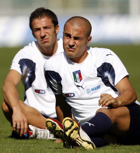 3笔签约正式达成！要来了！勇士联系湖人商讨交易詹姆斯